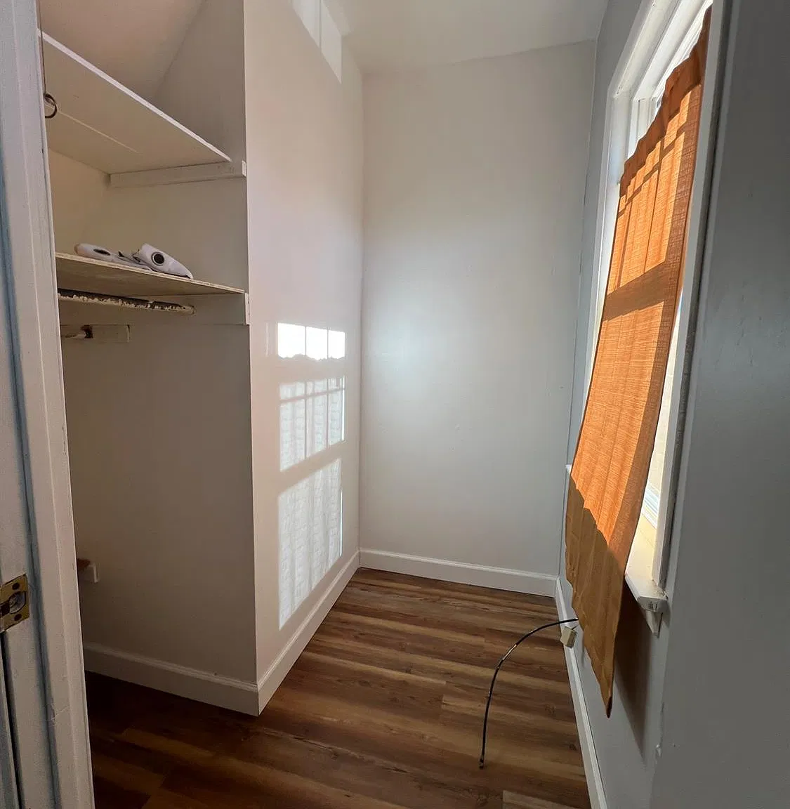 3 bed, 2.0 bath, 1940 sqft, $2,450 — Photo 3