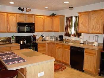5th image of 148 Vale Vista Dr