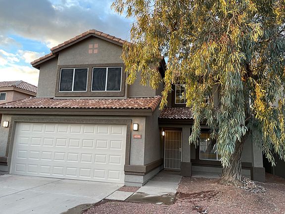 2nd image of 4206 E Graythorn Ave