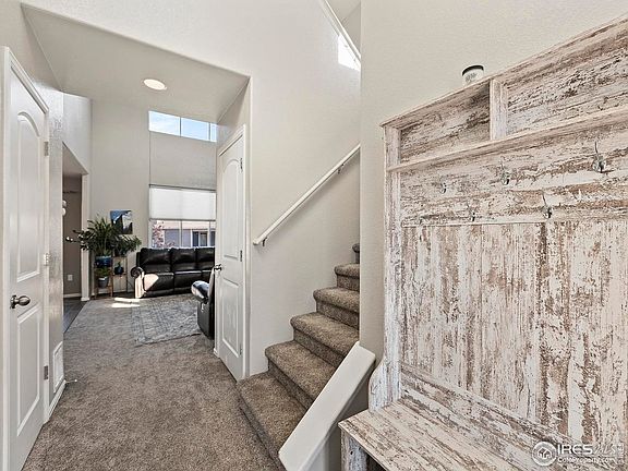 4th image of 856 Lakebrook Ct