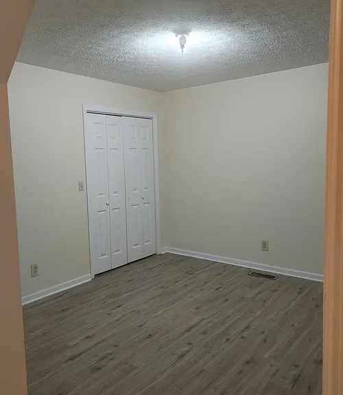 462 Bussey Ave — Photo 8