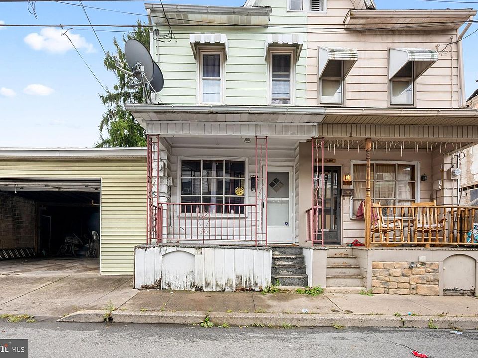 1st image of 122 S Pearl St