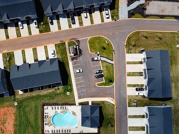 2nd image of 1286 Westgate Village Dr