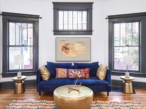 Main house living rm