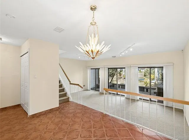 3 bed, 3.0 bath, 1900 sqft, $5,500 — Photo 4