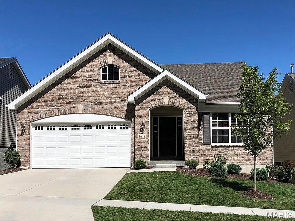 1st image of 2 Maple At Elm Crossing St