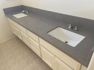 8601 E Canyon Vista Dr, Anaheim, CA 92808