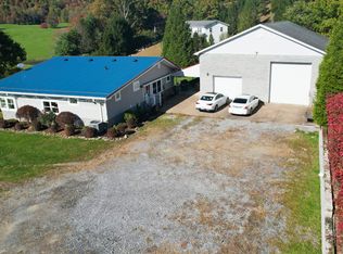 47 Vineyard Ln, Summersville, WV 26651