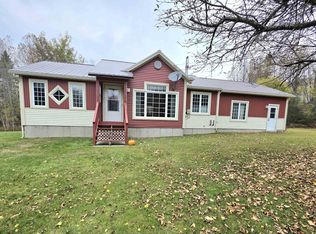 18 Lynch Rd, Colebrook, NH 03576