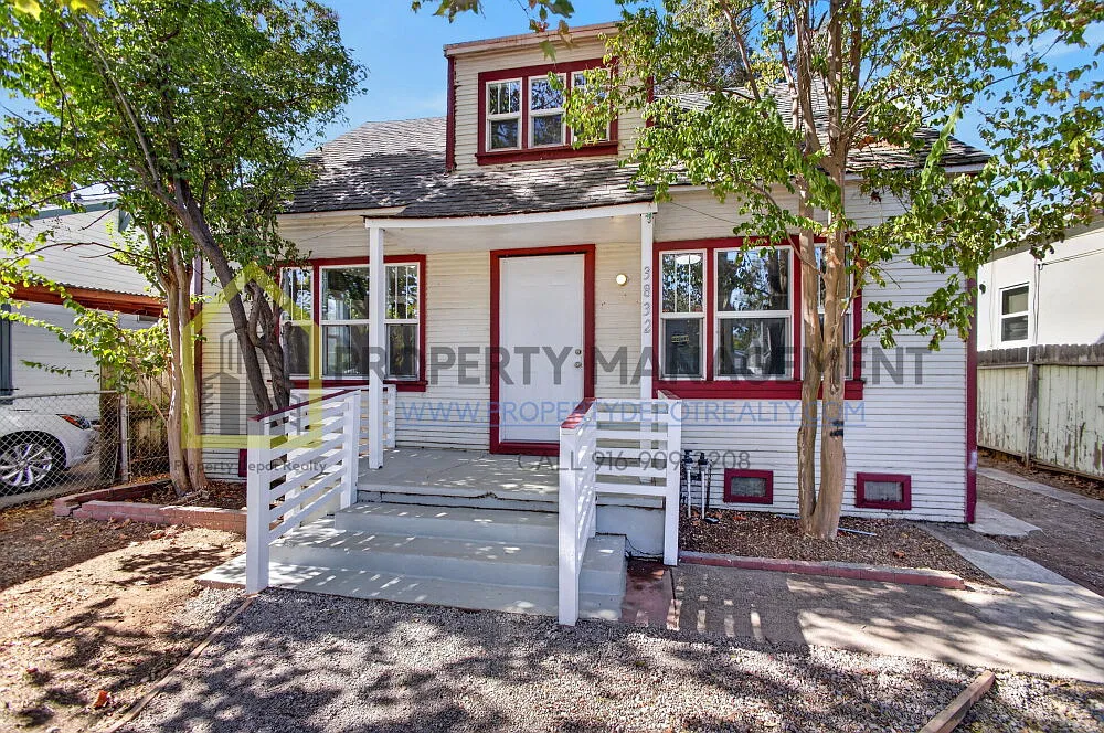5 bed, 1.5 bath, 1388 sqft, $2,700 — Photo 4