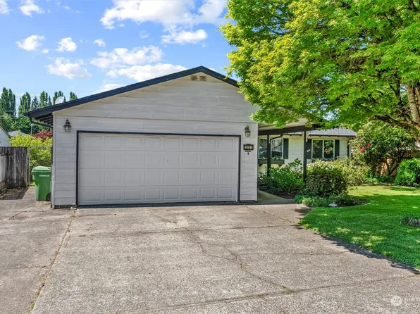 2701 Terry Avenue, Longview, WA 98632