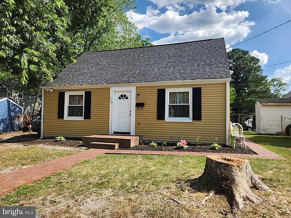 3rd image of 310 Princeton Ave