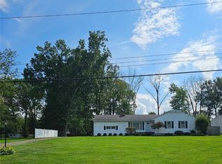 3962 Devon Dr SE, Warren, OH