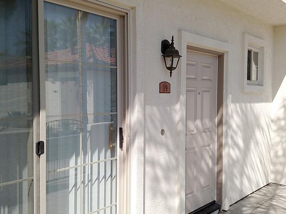 front entry patio courtyard