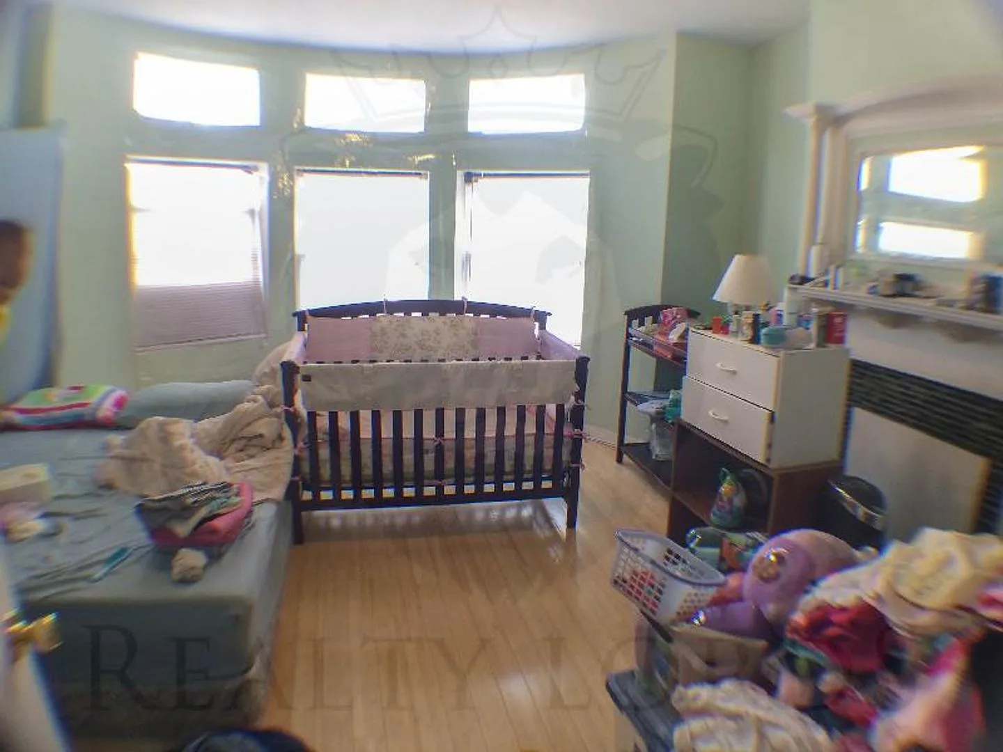 2bed unit in Allston available on 9/1 — Photo 2