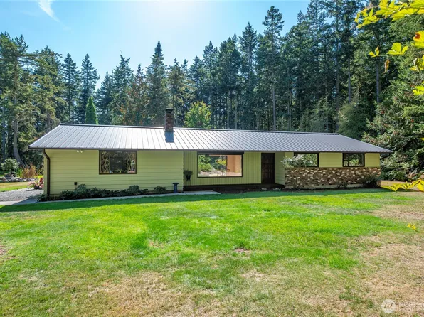 1915 Karen Road, Oak Harbor, WA 98277