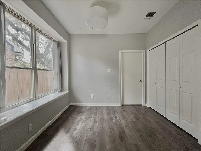 11917 Meadowfire Dr — Photo 11