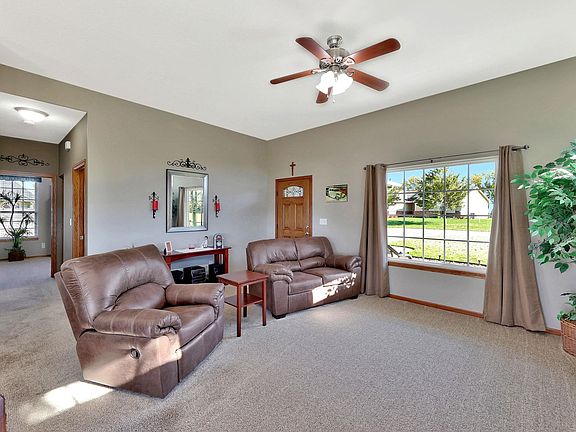 5th image of 3019 Rocky Ridge St