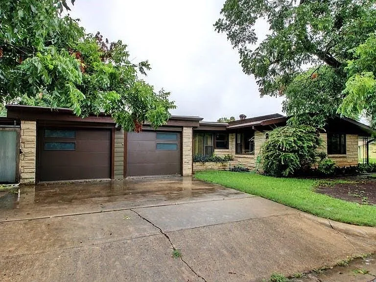 1400 Larkwood Dr — Photo 44