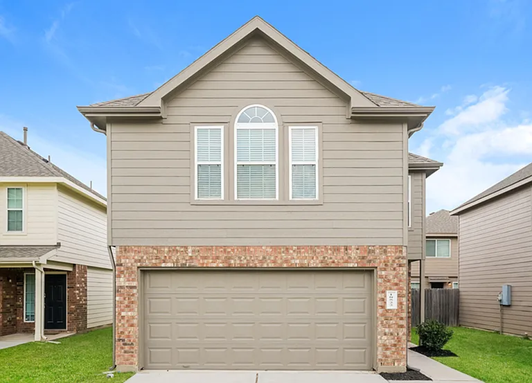 18522 Parma Creek Trl — Photo 1