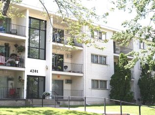 4201 Parklawn Ave #303, Minneapolis, MN 55435