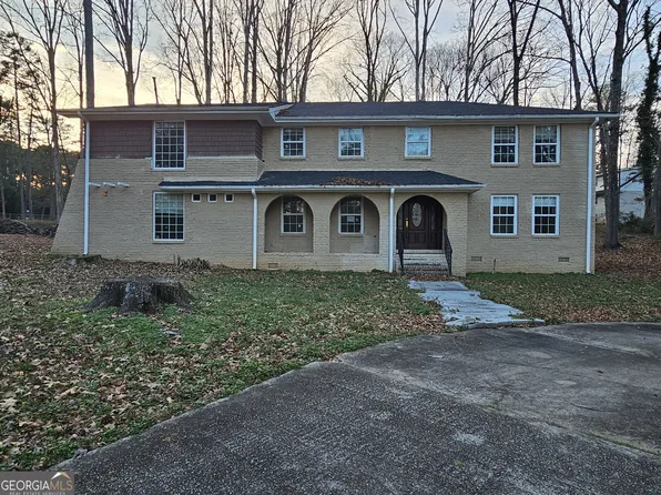 110 Chippewa Ct, Riverdale, GA 30296