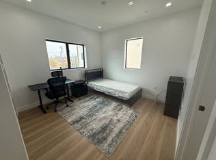 1200 W 37th Dr ROOM 4, Los Angeles, CA 90007