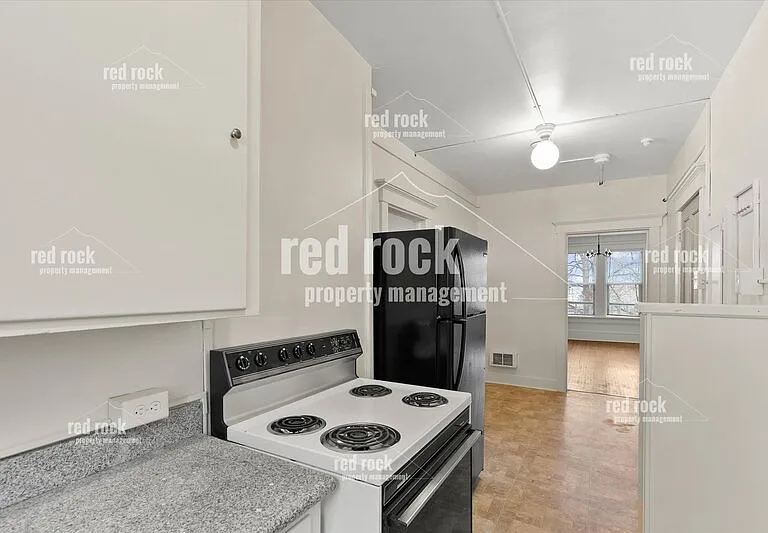 615 W 6th Ave #D — Photo 8