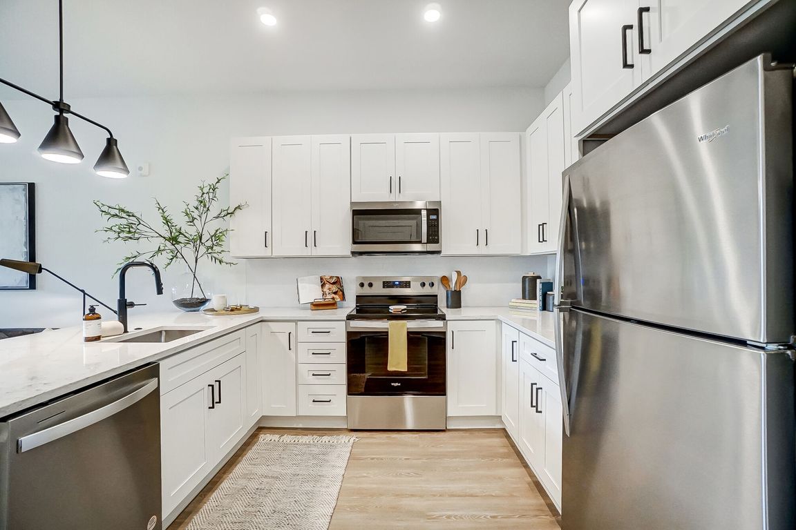 The Brinkley at the Edge apartments community photo