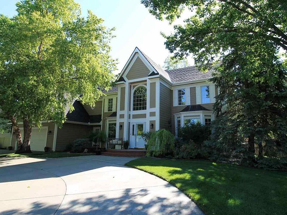 1st image of 3502 Thunderbird Dr