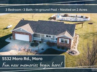 5532 Moro Rd, Moro, IL 62067