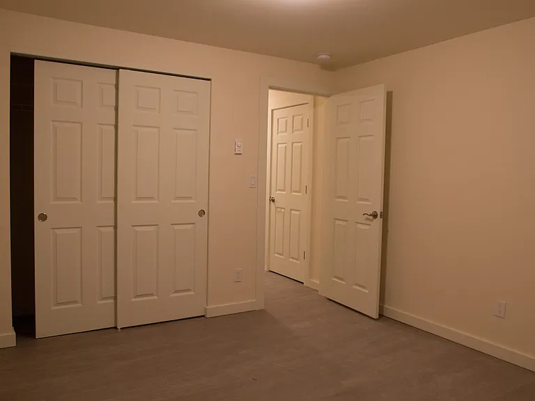 2501 Thorndyke Ave W #105 — Photo 6