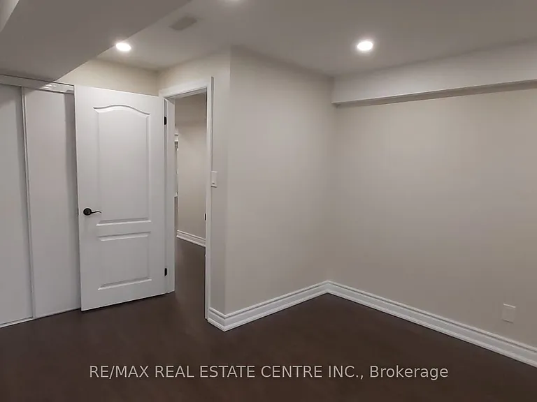 5926 Sidmouth St #BASEMENT — Photo 8