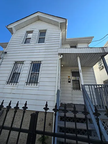 86 Wilson Pl Photo 1