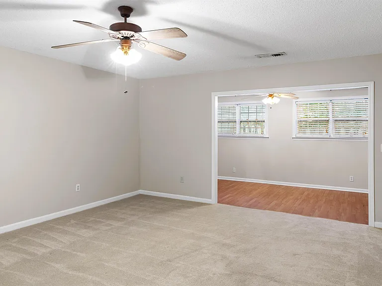 3426 Wildewood Dr — Photo 6