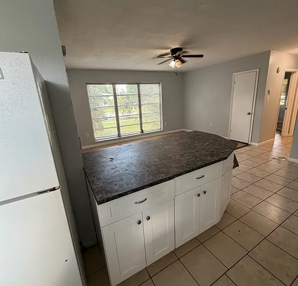 2216 Anne Ave — Photo 5