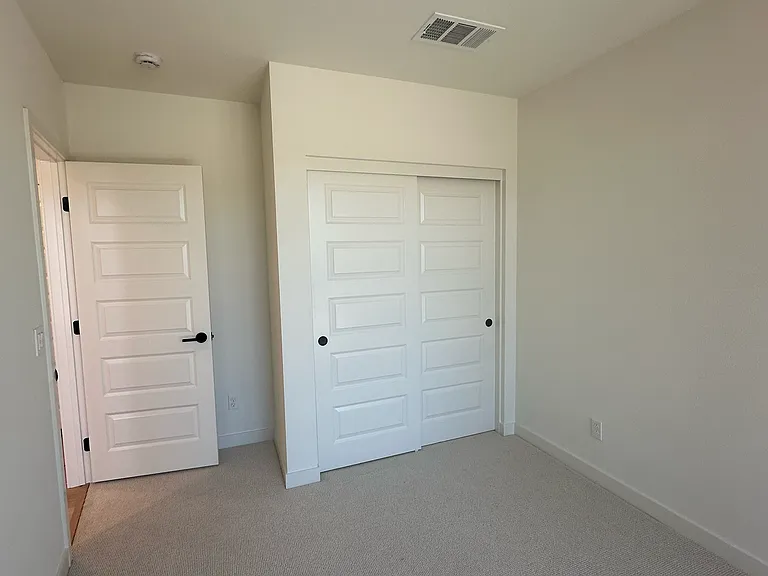 407 Caliper Way — Photo 2