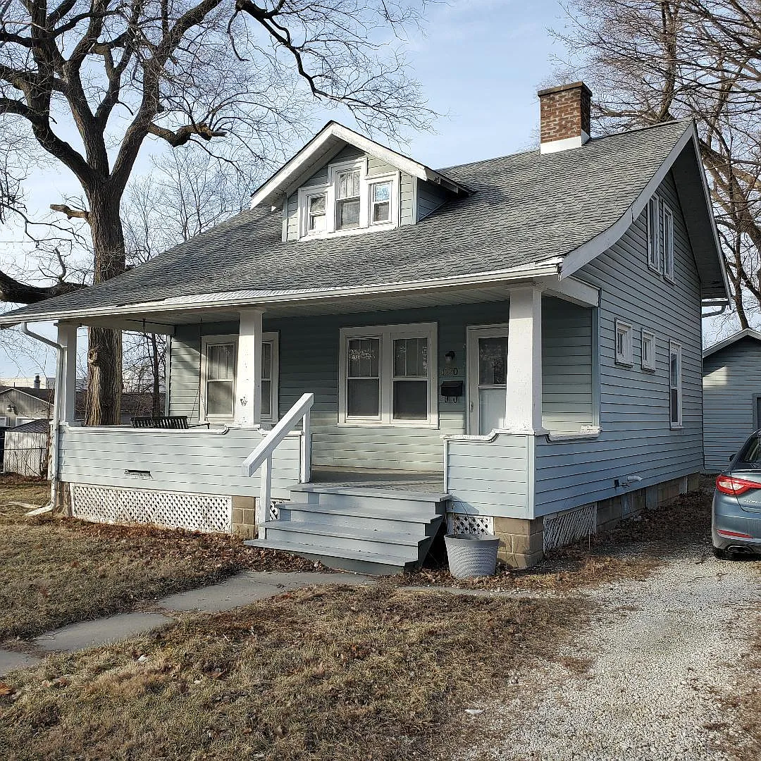 1320 W Columbia Ave photo 1