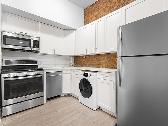 2nd image of 309 W 29th St APT 2F