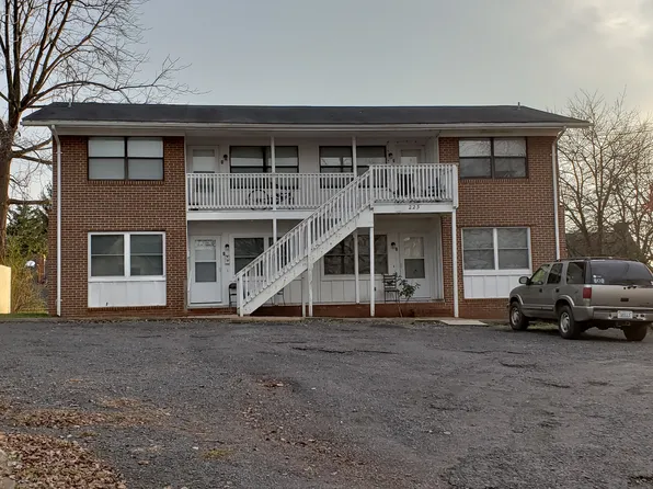 223 W Piedmont St #4, Culpeper, VA 22701