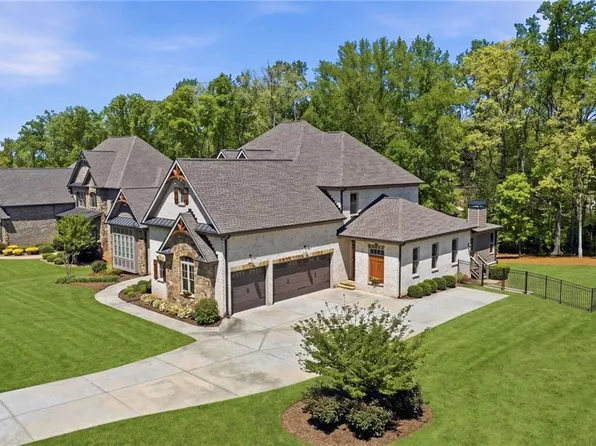 4217 Alba Ln, Buford, GA 30519