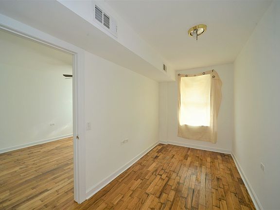 2nd image of 5325 S Honore St #G