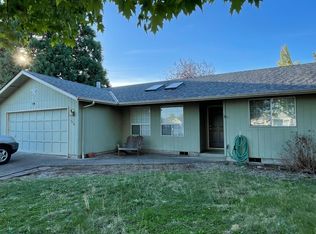 534 Roper Rd, Eugene, OR 97402