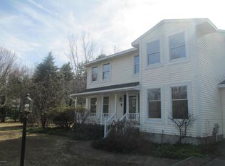 5 Ashlor Dr, Middle Grove, NY 12850