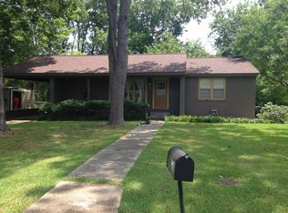 218 Santa Anita Dr, Starkville, MS 39759