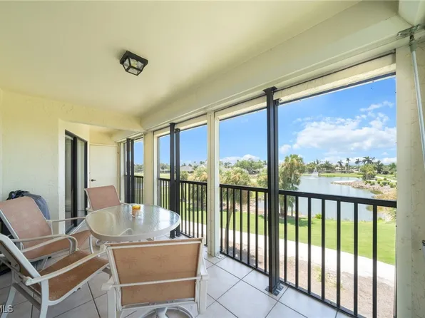 12621 Kelly Sands Way APT 327, Fort Myers, FL 33908