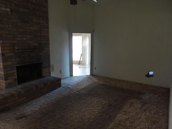4th image of 6031 Quiet Village Ct