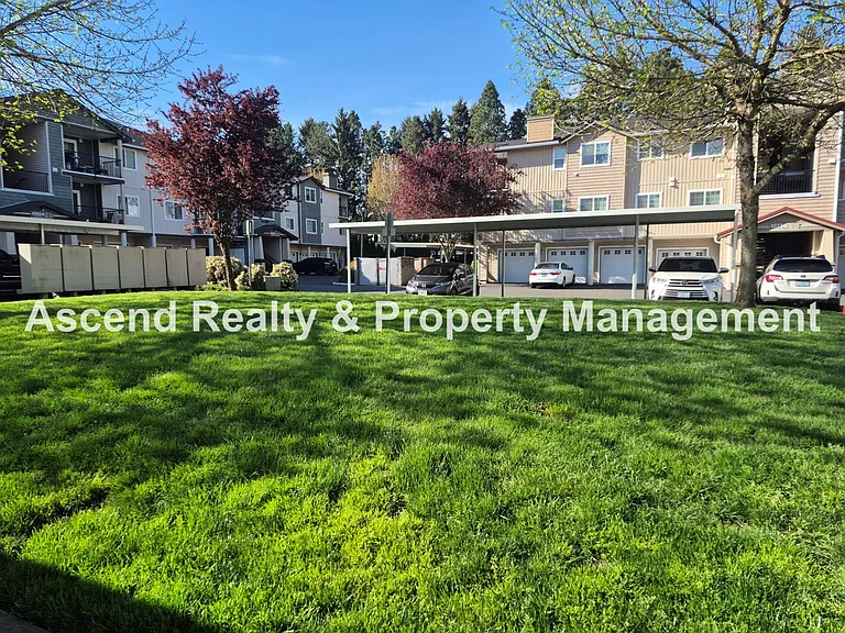 10664 NE Holly St #206 — Photo 21