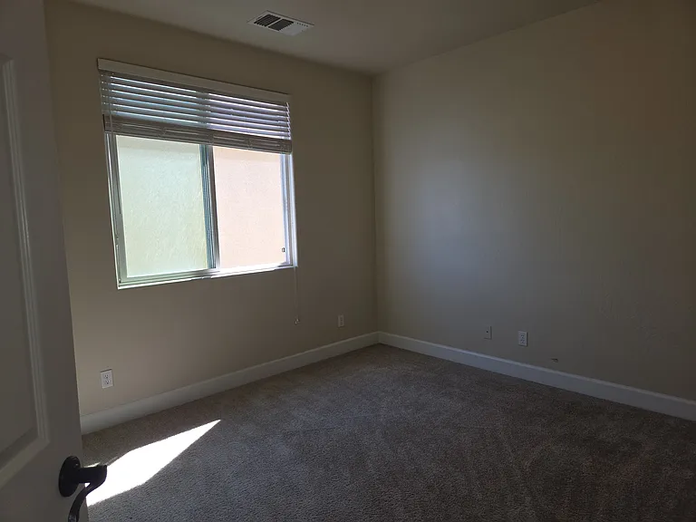 3369 N Redda Rd — Photo 7