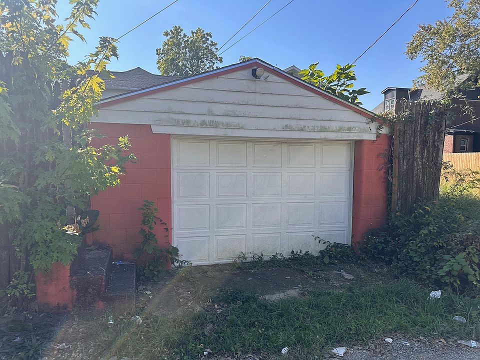 2nd image of 1310 Hildreth Ave